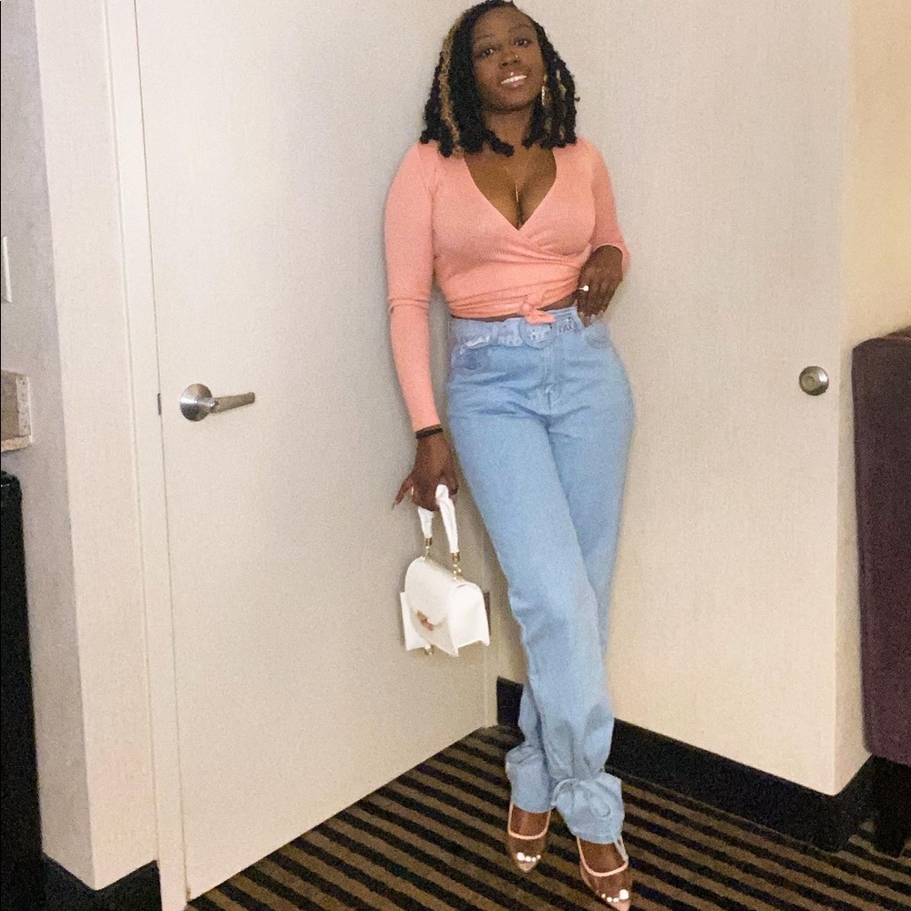 Meet your Posher, Timisha
